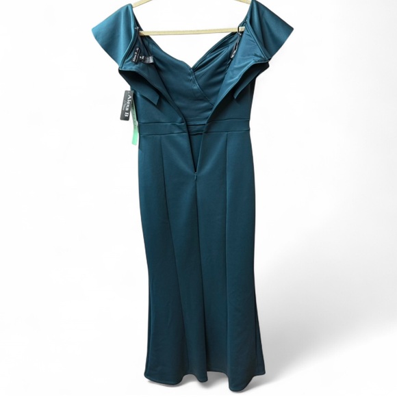 Alexa B Nites Elegant Teal Evening Gown - Picture 10 of 10